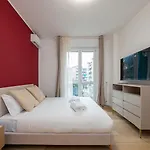 Luminoso E Moderno Vicino Metro Apartman *