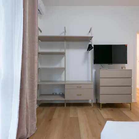 Apartment Luminoso E Moderno Vicino Metro